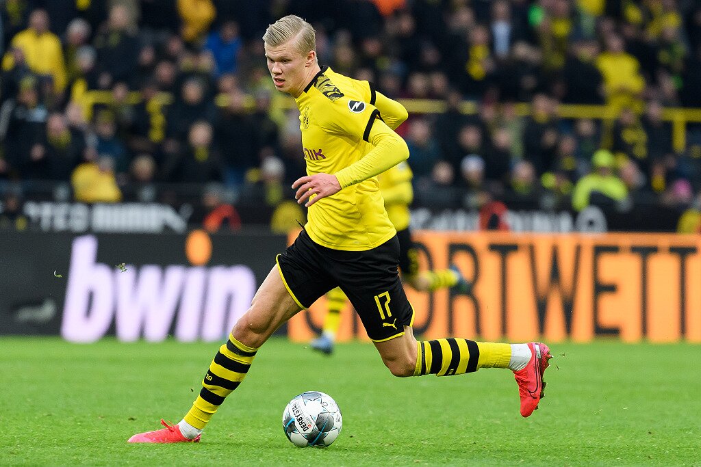 英超战报：希门尼斯点射制胜，富勒姆1-0诺丁汉森林（英超最新战报：希门尼斯点球建功，富勒姆1-0小胜诺丁汉森林）