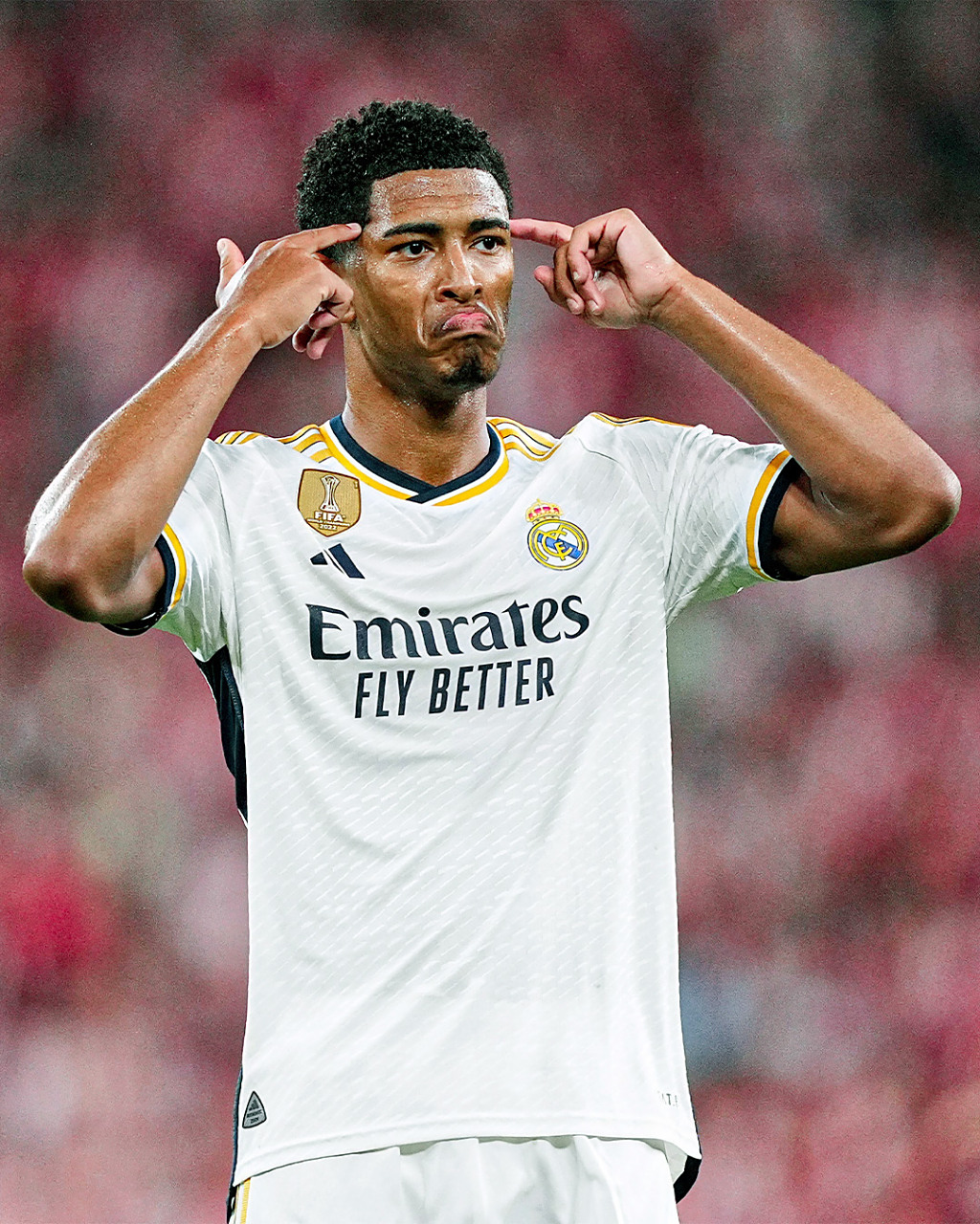 记者：孔蒂和那不勒斯的关系依然紧张，后者已经接触莫塔（记者称孔蒂与那不勒斯关系仍紧张，球队已接洽莫塔）