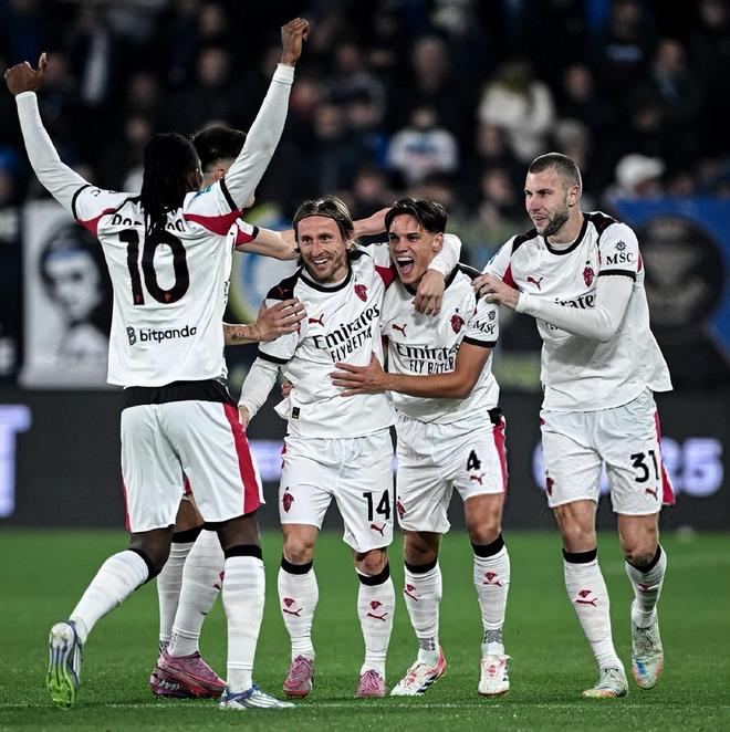 此次未入选法国队身价前10：登贝莱领衔，楚阿梅尼、约罗在列（法国队本期落选球员身价前十：登贝莱居首，楚阿梅尼、约罗上榜）