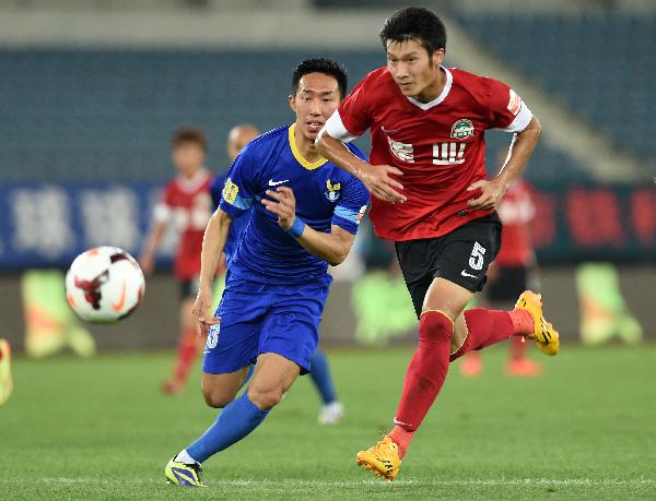 梅开二度，弗格森成为第3位代表意大利球队欧战进球的爱尔兰人（弗格森梅开二度，成第三位代表意大利球队在欧战进球的爱尔兰球员）