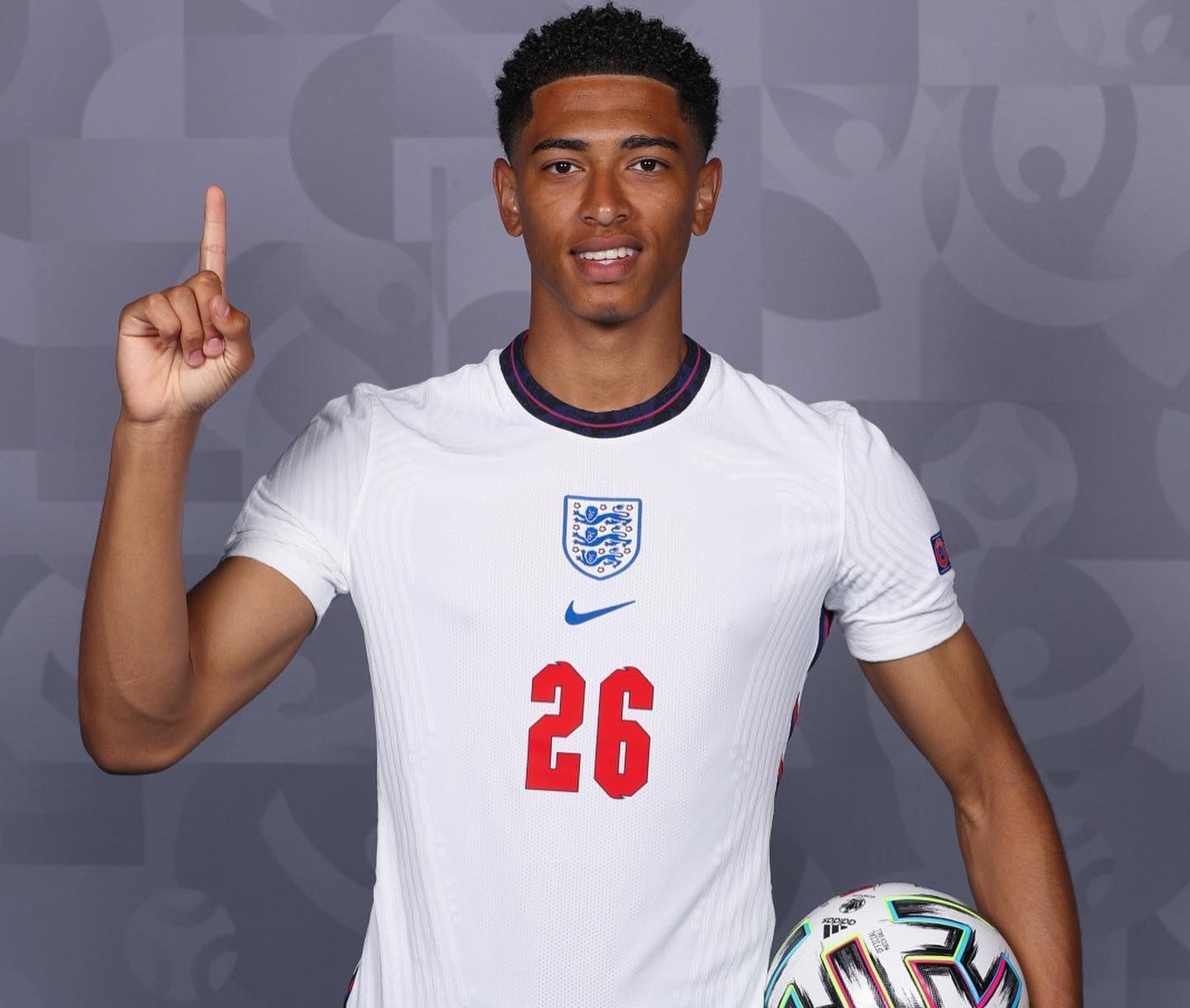 卡纳瓦罗：带队踢世界杯是靠实力争取，没对加图索的玩笑生气（卡纳瓦罗：带队踢世界杯靠实力赢得，对加图索的玩笑不介意）