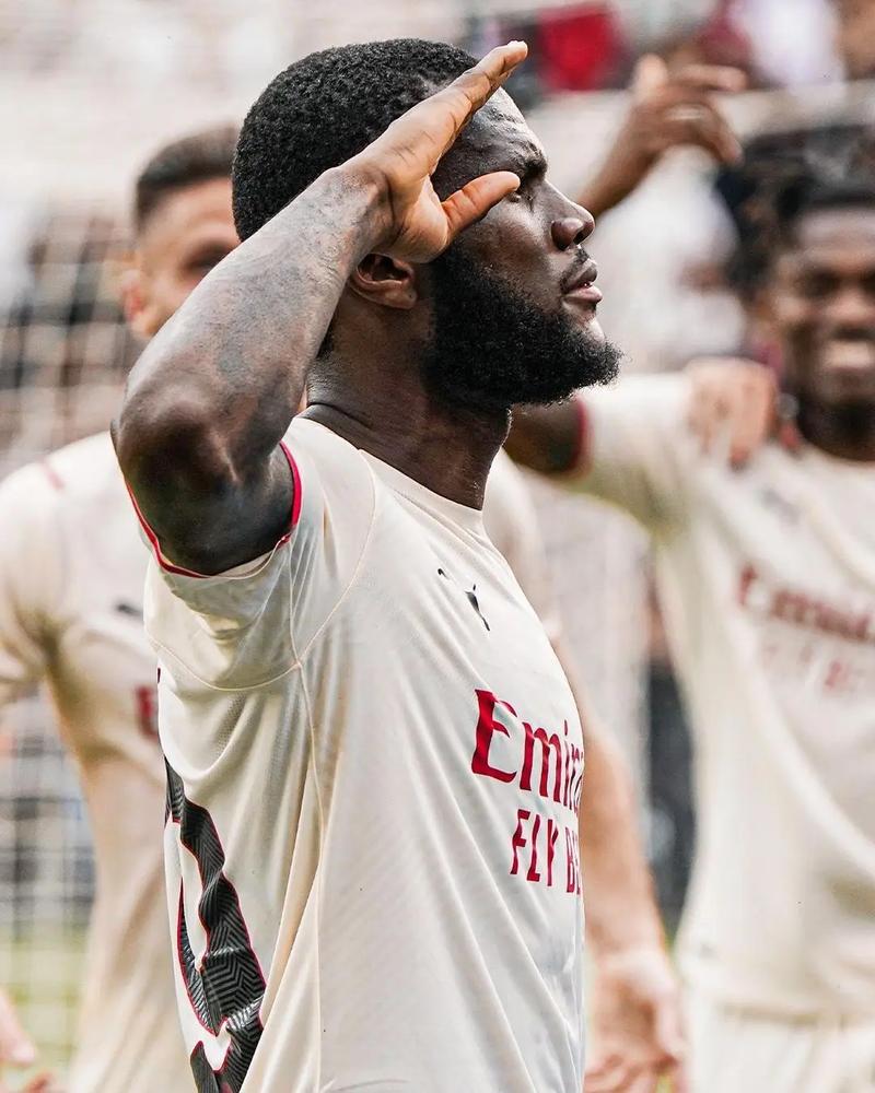 土媒：因涉嫌非法赌球，两家土超球队主席和17名裁判已遭警方控制