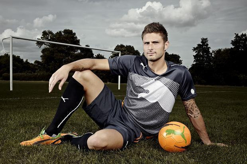 意媒：冈萨雷斯距离被马竞3200万买断还差12场西甲比赛（意媒：冈萨雷斯再踢12场西甲将触发马竞3200万买断条款）