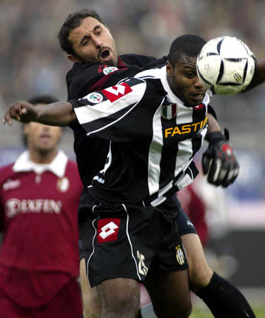 这次后撤步太干净了（这一记后撤步干净利落）