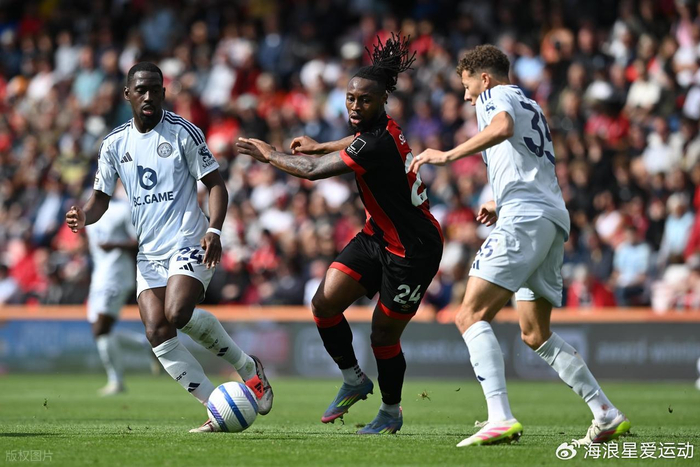 英超：阿森纳客场3-1击败诺维尔（英超战报：阿森纳客场3-1力克诺维尔）