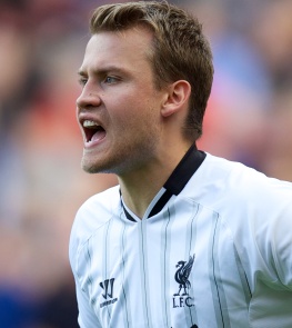 剑指三分，阿森纳晒欧冠赛前海报：萨卡单人出镜