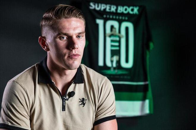 球星赛后发文鼓励全队：继续战斗