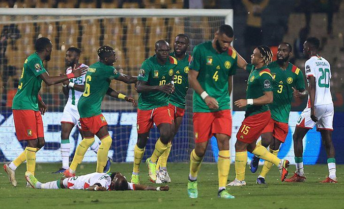 拥有这样的大中锋👍马特塔的终结从容优雅🤌（有此支点中锋在侧👍马特塔终结从容优雅🤌）