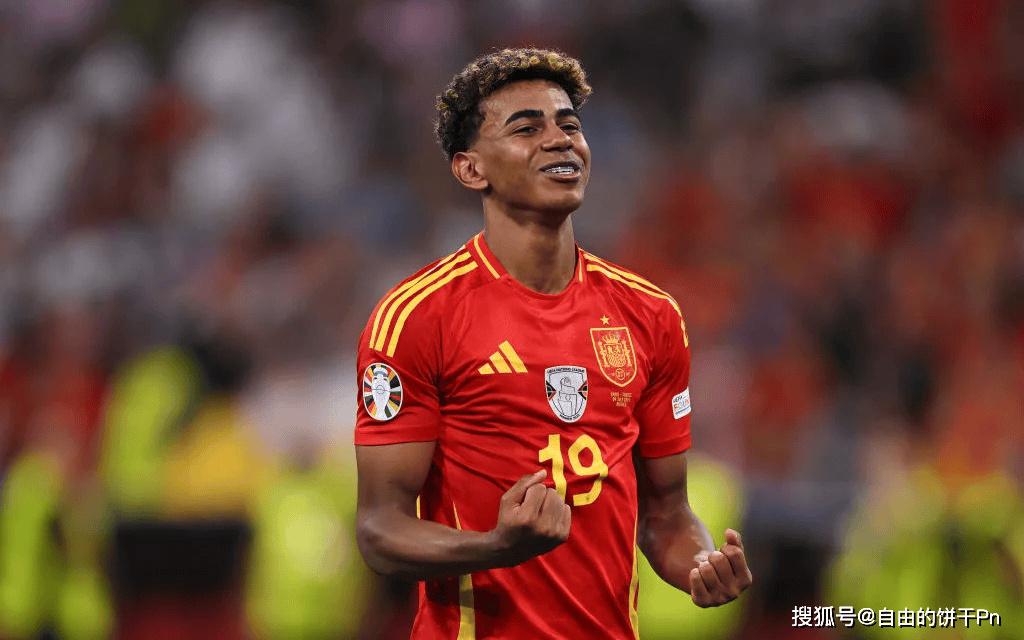 武磊官博：我们的心里，7号始终在场（武磊官博：在我们心中，7号从未缺席）