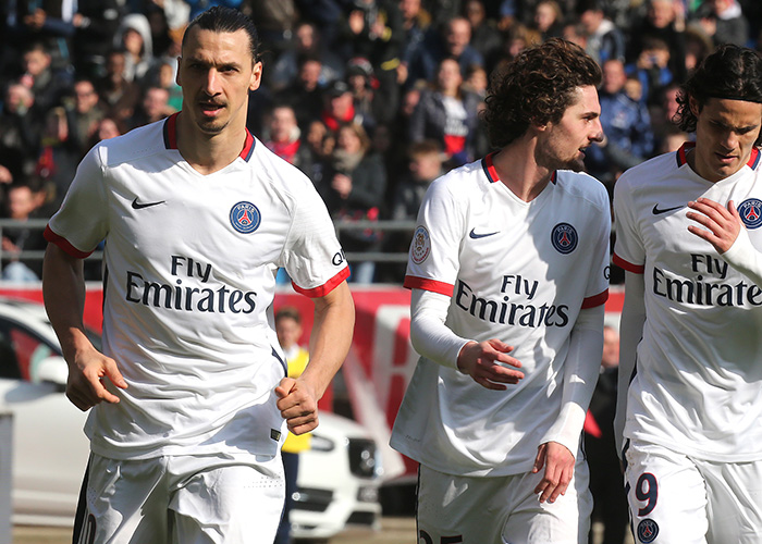 弗拉格：内姆布哈德让场上每个人变得更好，几位新秀一起不孤单（弗拉格：内姆布哈德提升全队表现，多位新秀携手不再孤单）