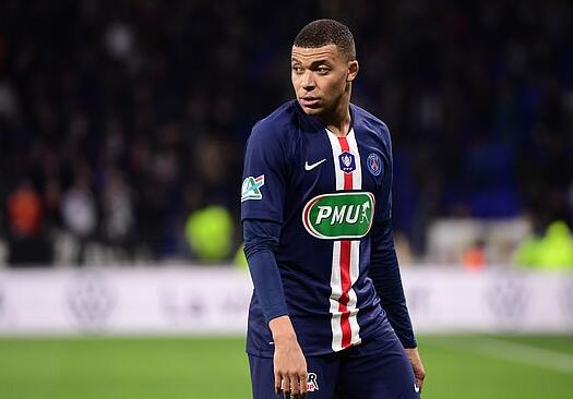 法兰克福主帅：球队上次客战巴萨是次伟大的经历，但已成历史（法兰克福主帅：上回客场对阵巴萨经历非凡，但已成过去）