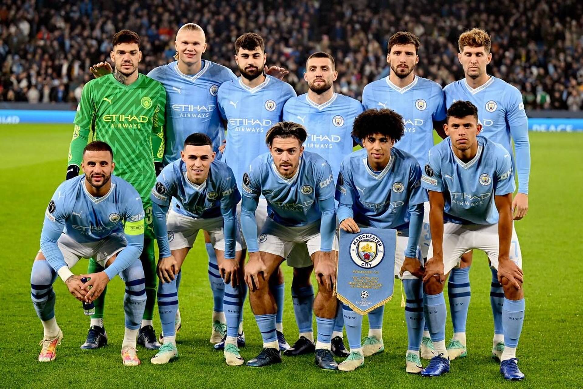 阿坎吉：为球队服务最重要；最想要队友的能力？泽林斯基的技术（阿坎吉：团队利益优先；若可选择队友特质，我想要泽林斯基的技术）