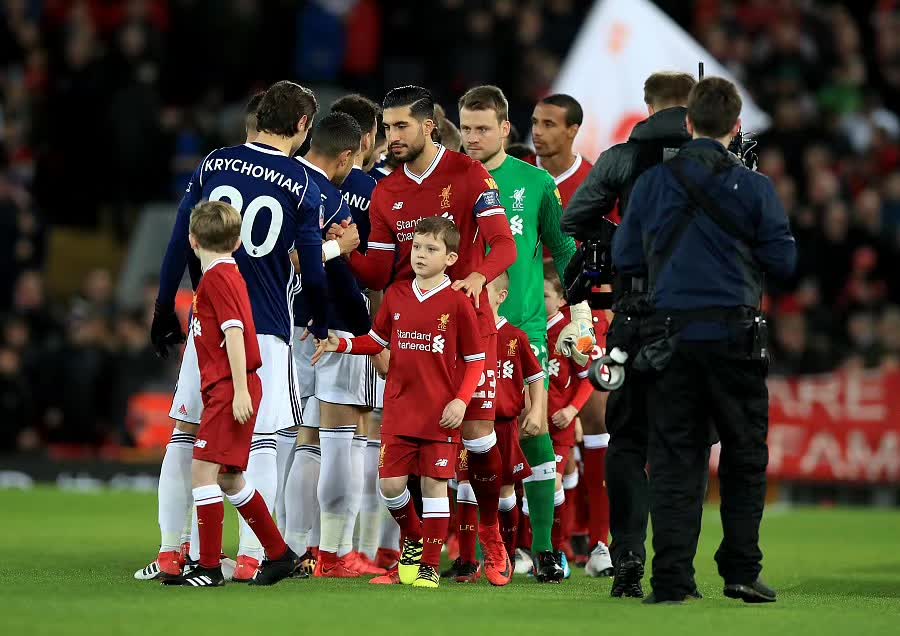 太阳战雷霆伤病报告：布克出战成疑，哈尔滕施泰因等因伤缺席（太阳vs雷霆伤情更新：布克出战存疑，哈尔滕施泰因等因伤缺阵）