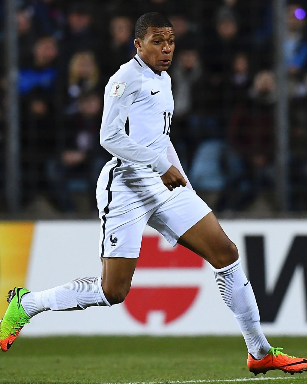 戴格诺特：杰威和肯威对浓眉防守很出色，但他今天表现也挺反常